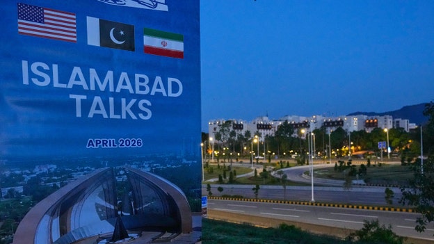 Pakistan says it won’t give up on brokering US-Iran peace deal