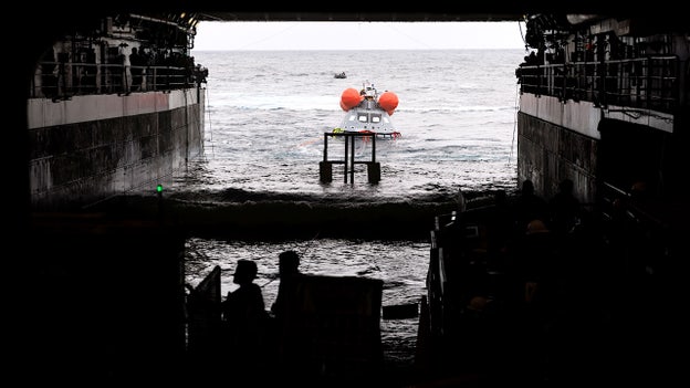 USS John P. Murtha will receive Artemis II astronauts in Pacific