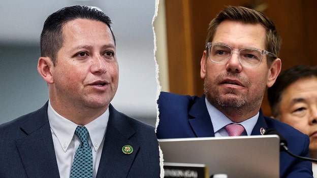Lawmakers put expulsion threats atop House agenda as return sets up high-stakes week