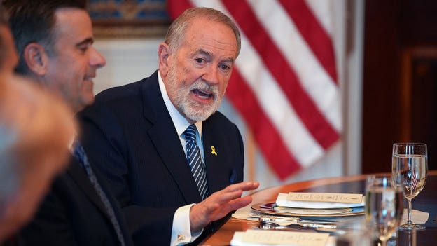 Huckabee meets with Netanyahu to praise IDF and Mossad assistance in ‘historic’ rescue mission