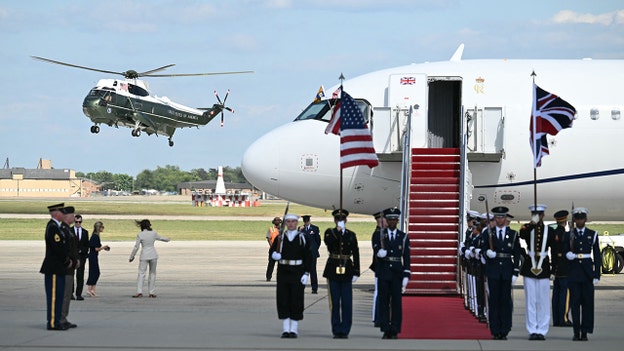 King Charles, Queen Camilla depart US for Bermuda, closing out state visit