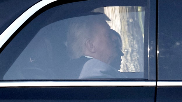 Bondi expected to attend arguments with Trump