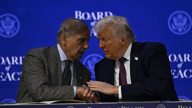 Pakistani PM urges Trump to extend deadline by 2 weeks