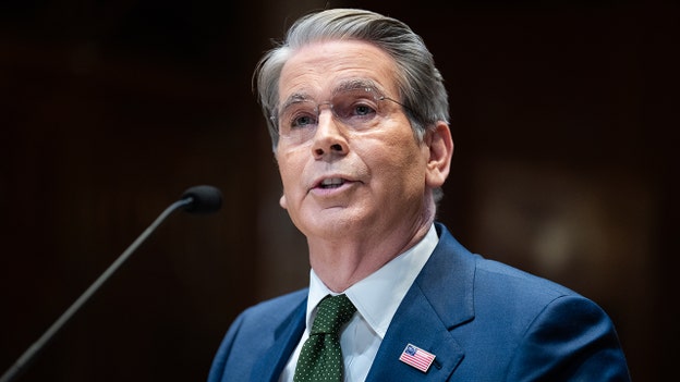 US slaps sanctions on Chinese refinery, dozens of ships tied to Iranian oil network