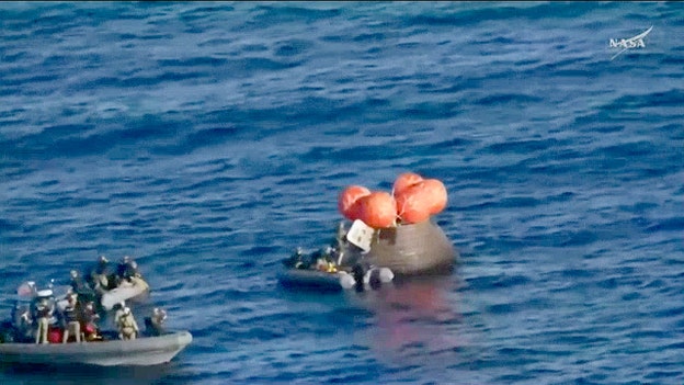 What will happen to the Orion spacecraft after its 'textbook' splashdown?