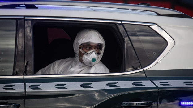 CDC says ‘we know what we’re doing’ in hantavirus response as passengers return to US