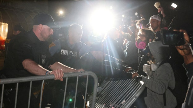 NJ governor condemns violence outside Newark ICE detention facility