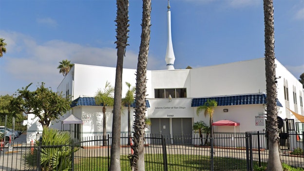 San Diego police respond to active shooter reports at mosque linked to private Muslim school