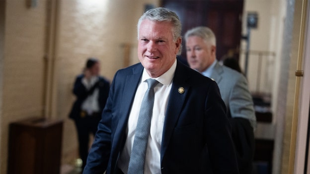 Mike Collins mocks GOP insiders, coastal donors after advancing in Georgia runoff