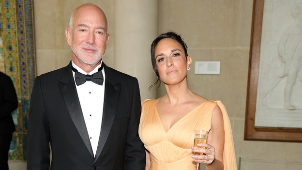 Jeff Bezos slipped into Met Gala without walking red carpet