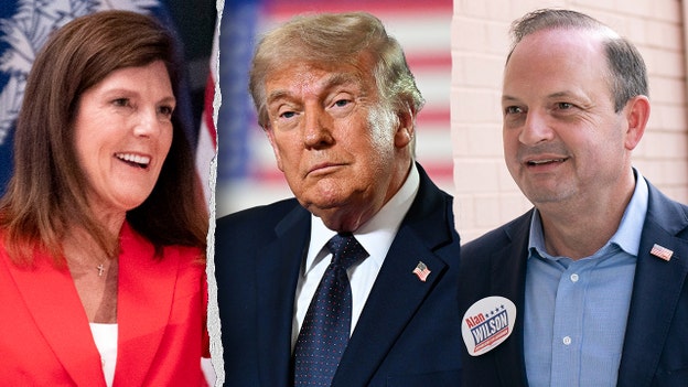 Polls close in South Carolina as Trump seeks to capitalize on endorsements