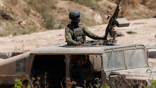 Israeli troops won’t withdraw from southern Lebanon ‘even if there is an American demand’: official