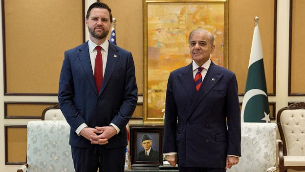 Pakistan says Iran deal text has been agreed to