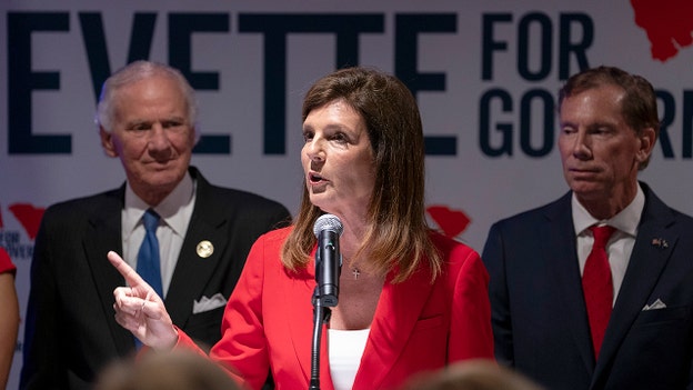 Pamela Evette urges supporters to vote for Wilson in concession post