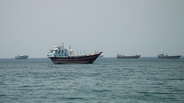 39 ships crossed Strait of Hormuz on Monday, analysts say