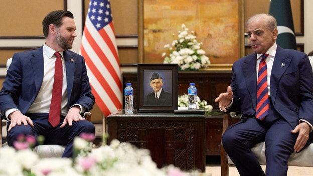 US-Iran deal likely to be finalized ‘in the next 24 hours,’ Pakistan says