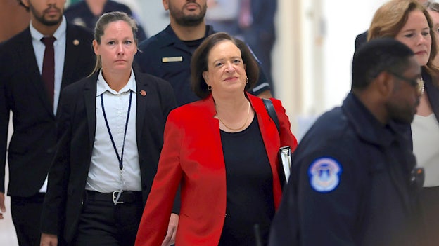 Justices Kagan, Barrett arrive on Capitol Hill ahead of rare Supreme Court budget hearing