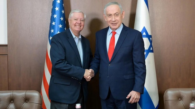Netanyahu attended DC memorial dinner in honor of Graham, describes America losing 'great patriot'