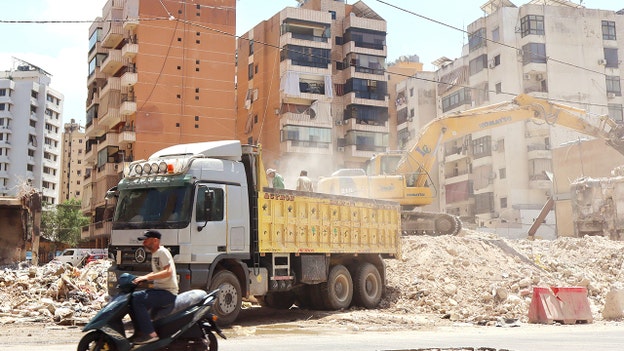 Đại sứ quán Mỹ tại Beirut cảnh báo người Mỹ rằng họ 'không nên đến Lebanon'.