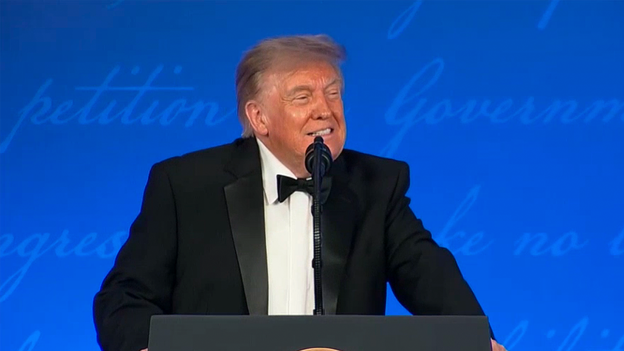 Trump honors Secret Service, Officer Victor Gonzales with standing ovation at WHCA dinner