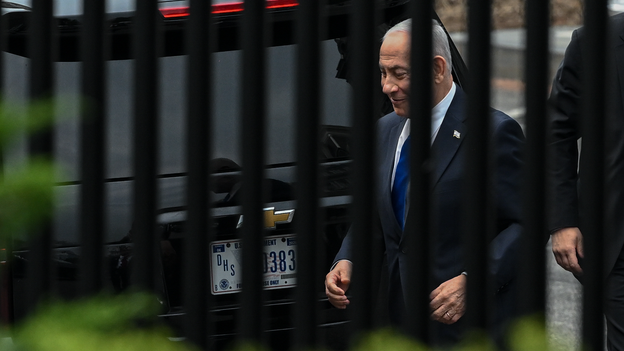 Netanyahu arrives at the White House for meeting with Trump