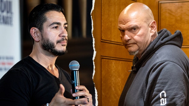 People aren't buying El-Sayed’s excuse for why porn is showing up in his Instagram feed