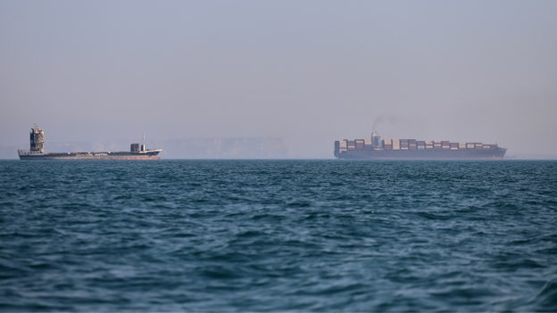 Iran, Oman make progress on Strait of Hormuz reopening deal: report
