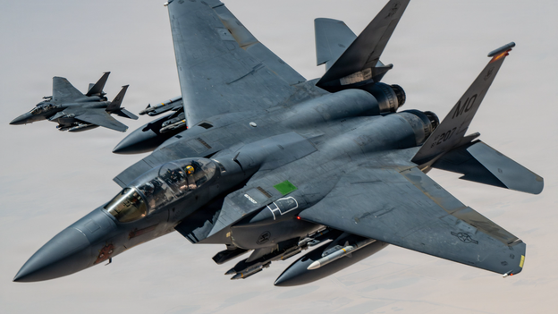 CENTCOM posts photo of F-15 fighter jets flying over Middle East