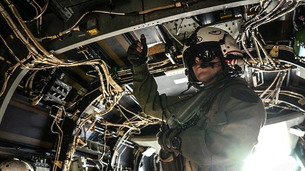 Navy plans extended stay in Middle East for soon-to-be deployed warship