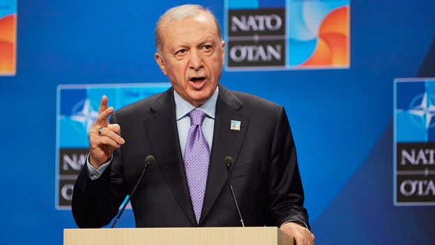Turkey risks losing Iranian natural gas supply amid US sanction escalation: report