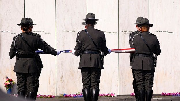 Heroes onboard Flight 93 ‘inspired a nation and brought people together,’ Shapiro says