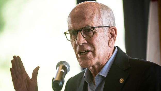 Sen Peter Welch calls for FDA-like oversight of AI, cooperation with China