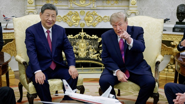 Trump tells Xi Jinping that China aiding Iran is 'unacceptable'