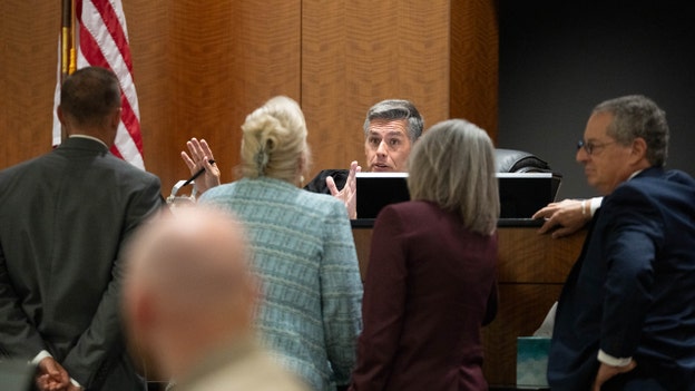 Defense says Tyler Robinson's 'stay silent' text was legal advice, not witness tampering