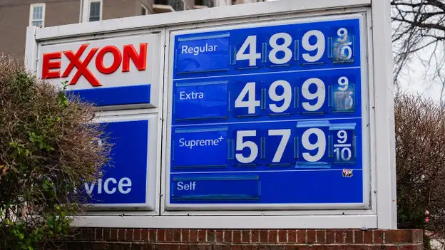 Oil tumbles more than 2% on renewed Iran deal hopes