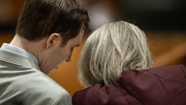 Charlie Kirk's widow, parents watch as restrained Tyler Robinson appears at pivotal hearing