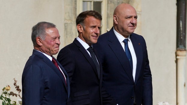 Lebanon, Jordan and France leaders meet in Paris to discuss military support