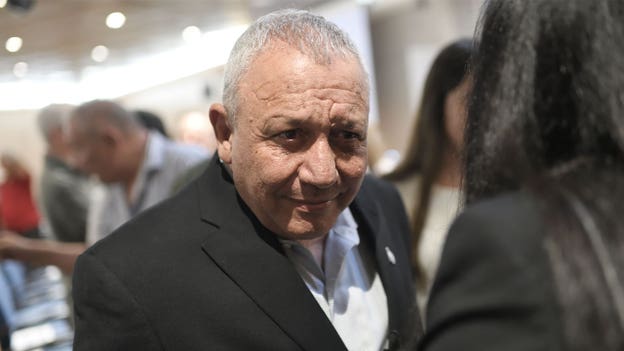 Arab states reportedly open talks with Eisenkot allies ahead of Israeli election