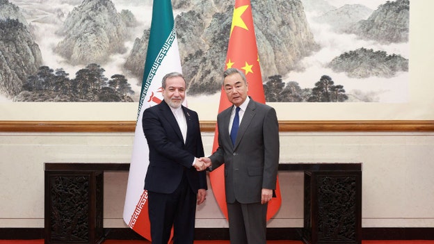 China urges US, Iran to resume talks as Beijing offers 'constructive role