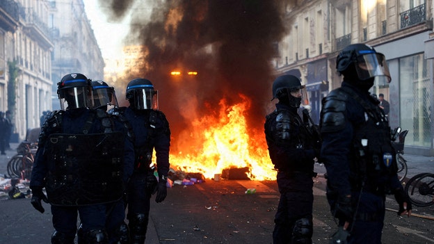 France to deploy military forces to assist police for Saturday demonstrations