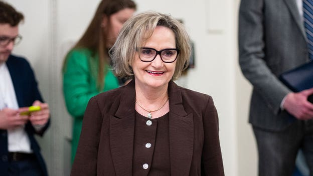Senate Democrats make $1.2M play for deep-red Mississippi seat