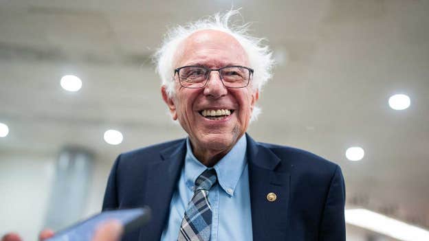 Sanders calls for boosting minimum wage to 'at least' $20 per hour if Dems control Congress