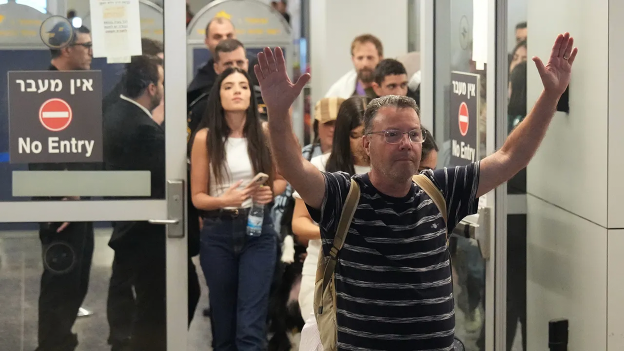 Four Americans were aboard Dubai-to-Tel Aviv flight, State Department confirms