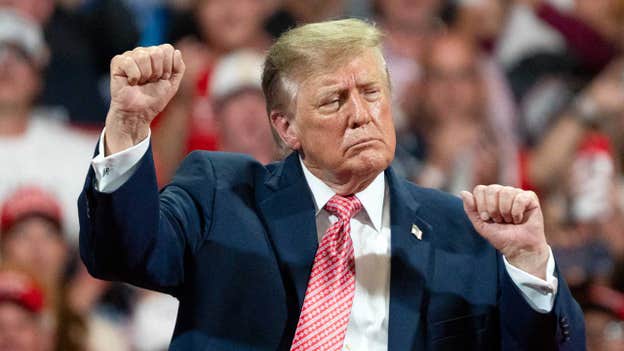 Trump renews push to rename New Mexico ‘New America,’ touts higher home values and incomes