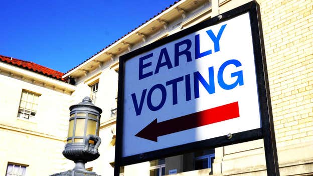 Texas poll shows neck-and-neck House race, Dem leading in border district