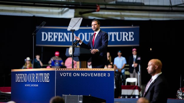 Vance calls El-Sayed 'little weasel' during Michigan Senate campaign rally