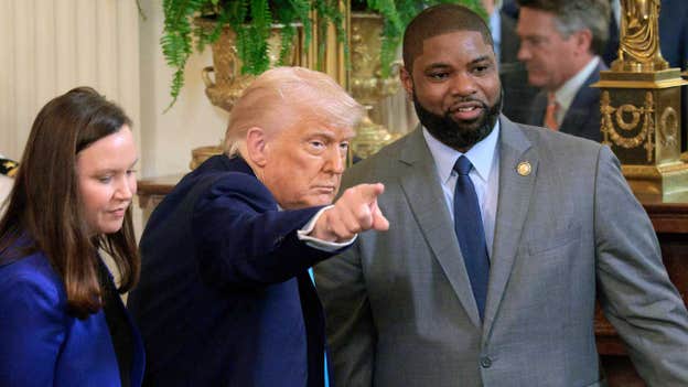 Trump to rally in Florida, where gubernatorial and Senate races loom large