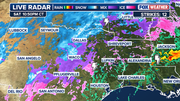 Thunder sleet occurring in Texas and Oklahoma