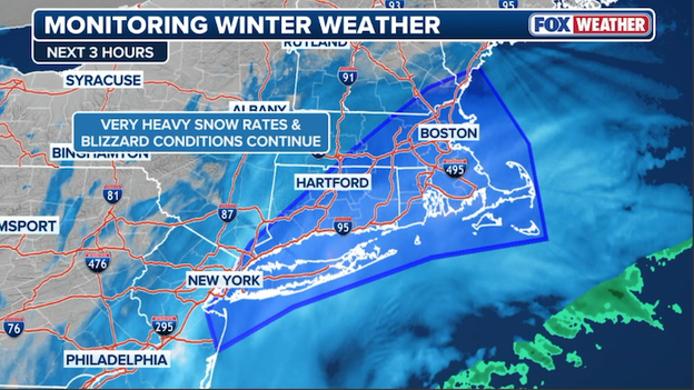 The "Heart of the Storm" is here: 3-inch hourly snow rates and whiteouts through 10am ET
