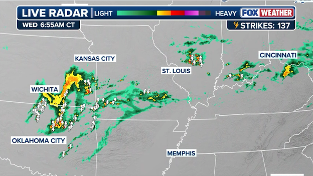 Morning thunderstorms sweep through the Heartland